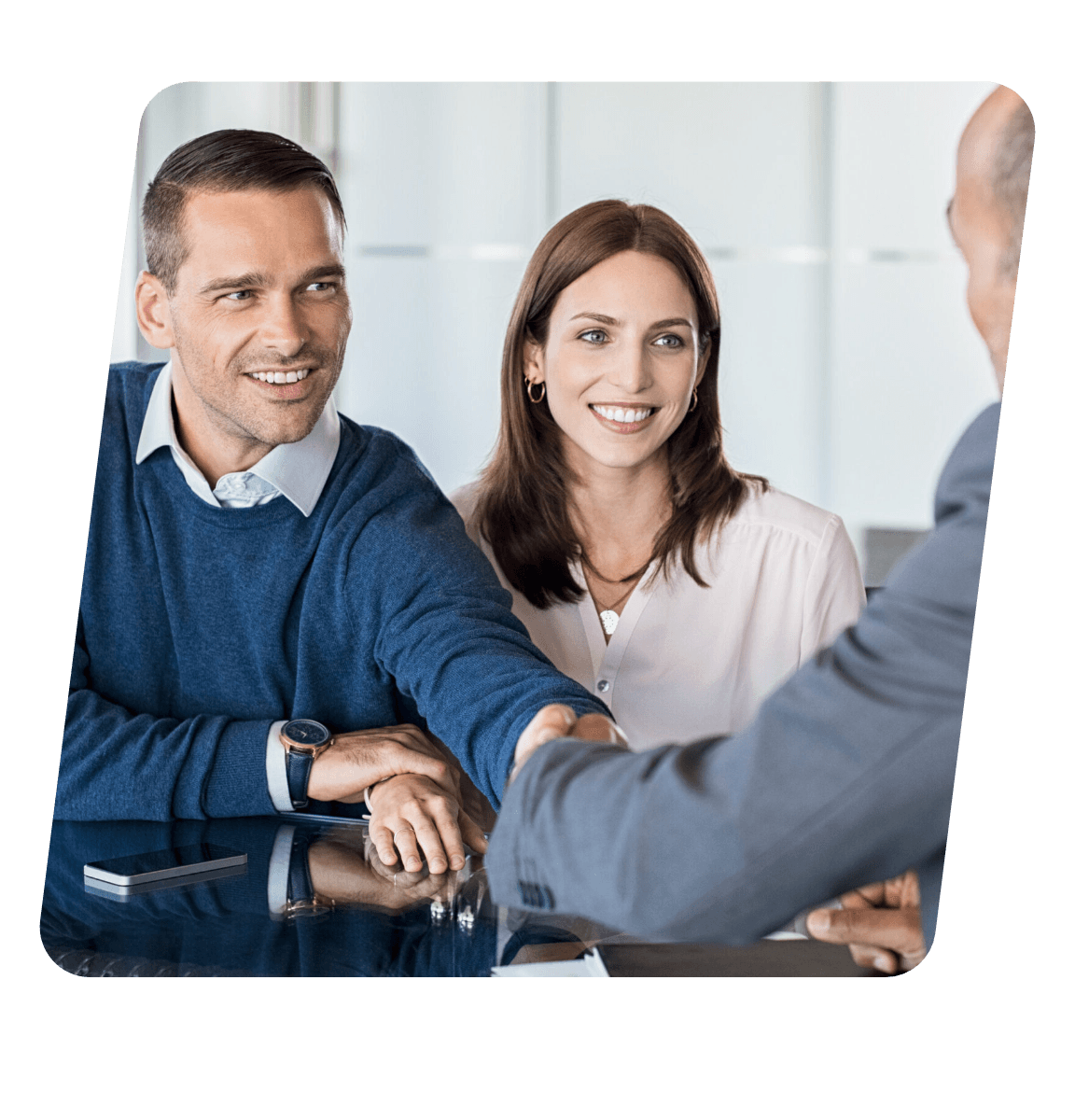 Highlight sales finance smiling deal v1